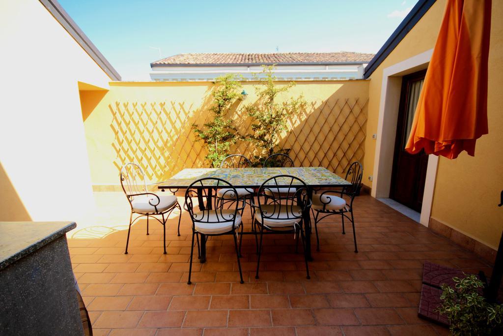 Bed & Breakfast Almarina 3*